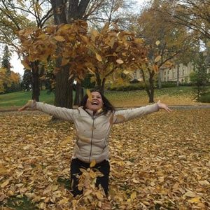 Meet your Posher, Mila